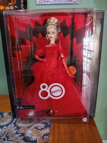 Barbie 80 anos Mattel