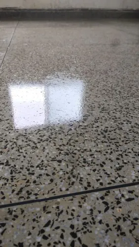 Piso de korodur industrial e epóxi 