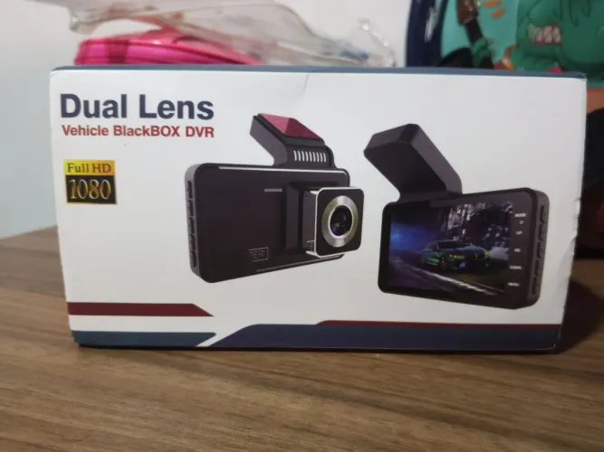 Câmera veicular Dual Lens Vehicle BlackBOX DVR! Com resolução Full HD 1080p