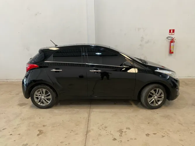 Hyundai HB20 Premium 1.6 Flex 16V Mec. 2014