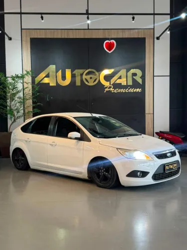 Ford Focus 1.6 S/1.6 SE Flex 16V 5P AUT 2013