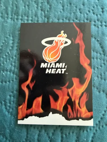 Miami Heat 94-95 NBA Hoops #404 Team Card Colecionável