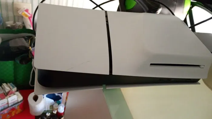 PS5 Slim disk 1 Tb Branco - Novo (menos de 20 horas de uso) + 1 controle