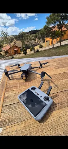 Vendo drone dji air 3s combo fly more usado mais bem conservado