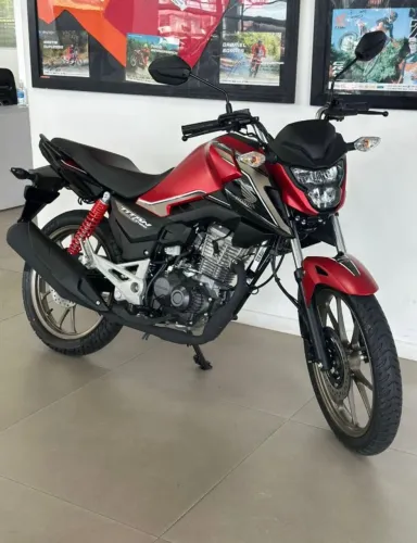 TITAN 160 EDIÇÃO ESPECIAL 50 ANOS DISPONIVEL