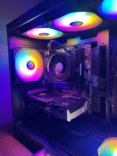 Pc gamer, rtx 5060, ryzen 5 5600xt 32gb ram