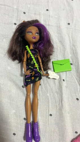 Título: Boneca Monster High Clawdeen Wolf - Linha Freaky Field Trip G1