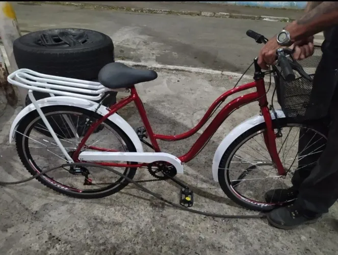 Bicicleta Aro 26 vintage retrô (vermelho e branco)