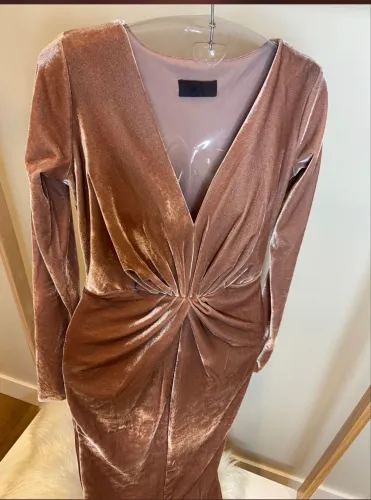 Vestido mídi veludo TAM P