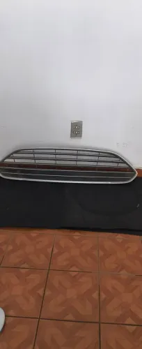 Grade frontal New Fiesta
