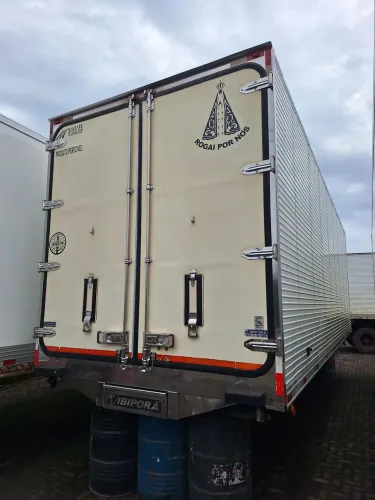 Baú frigorífico Ibipora Gancheiro 8.50 mt 