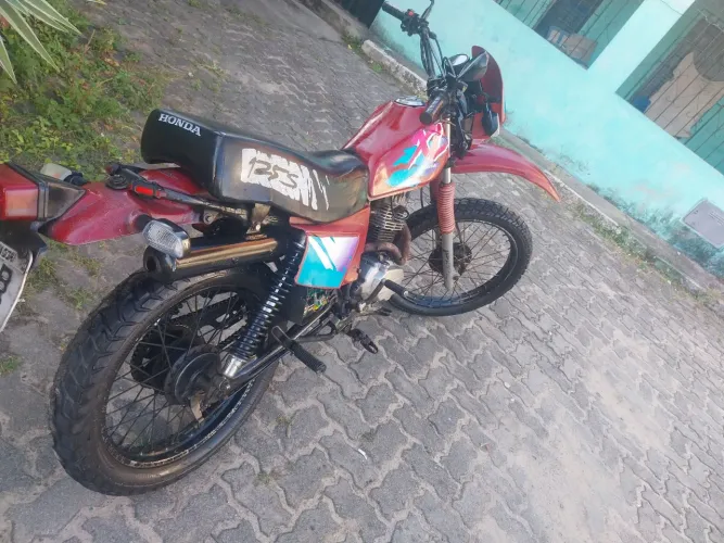 Moto XLS 125 pra venda ou troca em atrasada