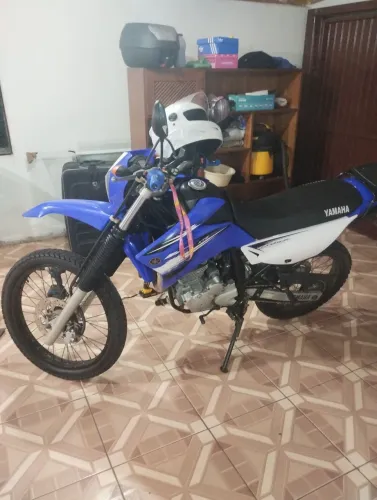Lander xtz impecável