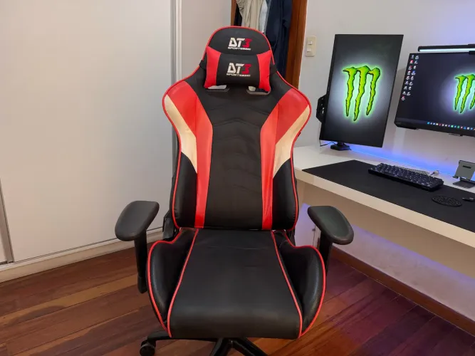 Cadeira Gamer DT3 Sports Elise Preta e Vermelha - Excelente Estado