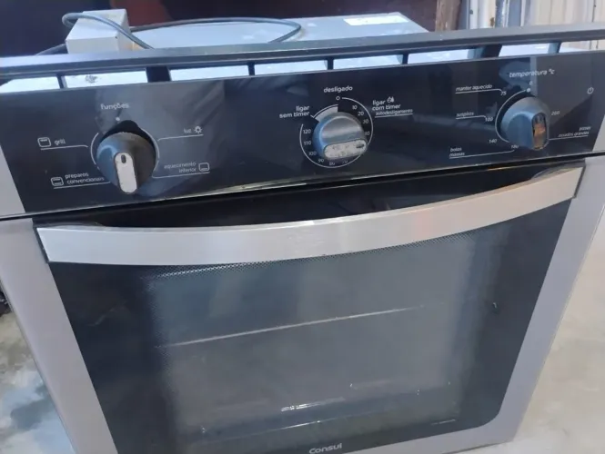 Forno elétrico de embutir Consul<br>usado pouquíssimas vezes