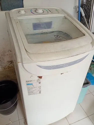 Lavadora com defeito Eletrolux 8kg. Não funciona.