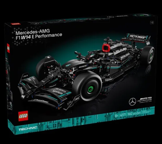 LEGO Technic Mercedes-AMG F1 W14 E Desempenho