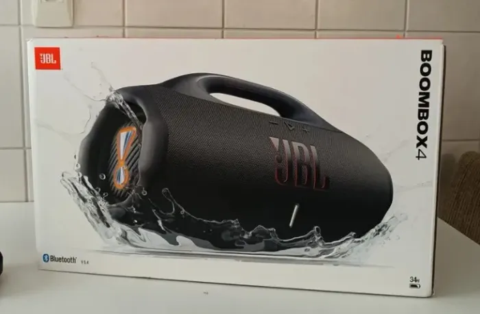 Caixa de Som JBL Boombox 4 Preta