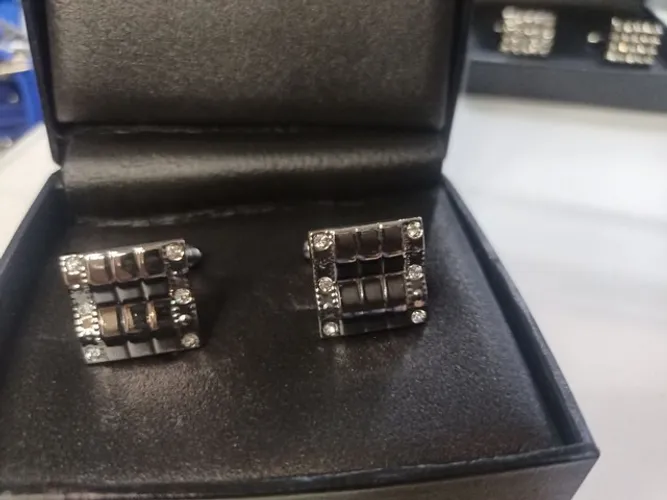 Abotoaduras cromadas lançamento promoção 