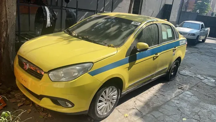 SUCATA DE FIAT GRAN SIENA 1.6 e-torq manual 2016