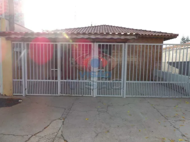 Casas à Venda na Vila Castelo Branco