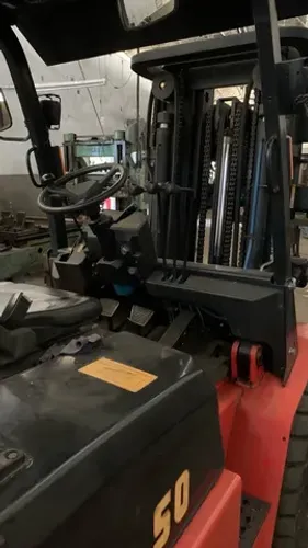 Empilhadeira 5 T