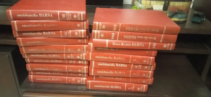 Enciclopédia Barsa - Completa - Anos 80