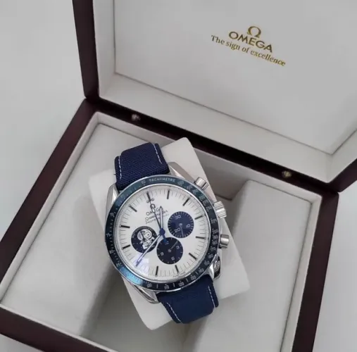 Relógio Omega SpeedMaster Snoop 44mm
