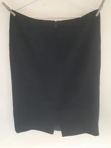 Saia Preta - Tamanho M