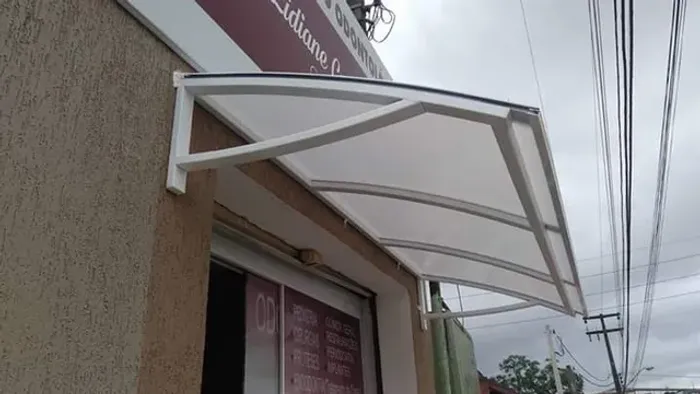 Toldo em Policarbonato 2,00x1,00
