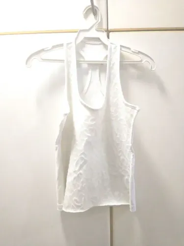 Blusa branca anos 2000 vintage 