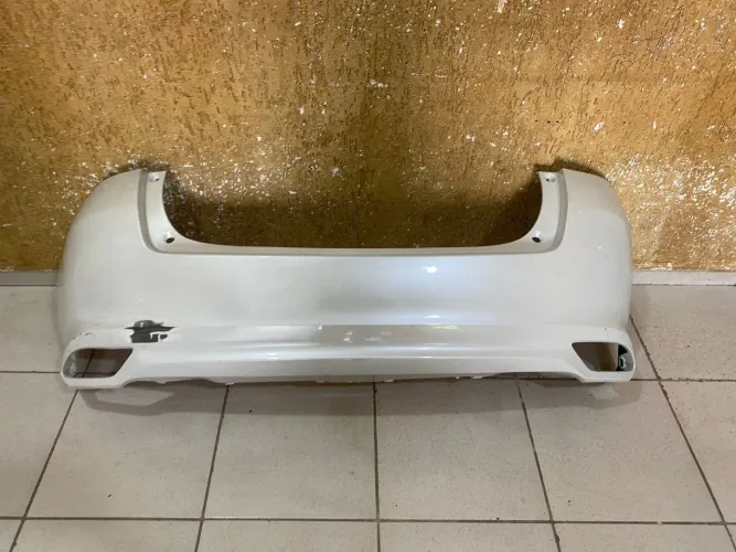 Parachoque traseiro Yaris Hatch 2018/2019/2020/2021/2022/2023/2024