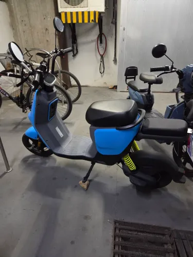 Moto elétrica novissima