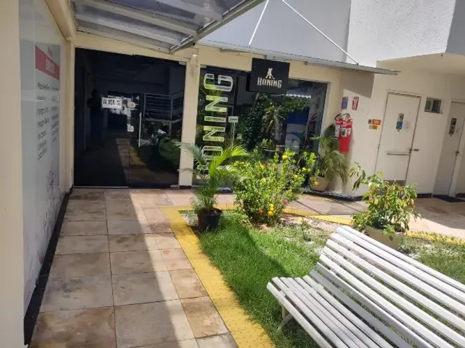 Sala Comercial e uma Cafeteria para Locação 