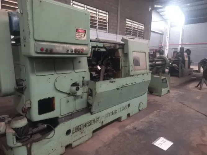 Torno Multifuso Acme 1' 1/4 Pol. De Passagem / -- 00861 Nc