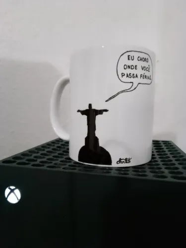 Caneca autoral Cristo Redentor + badge (porcelana)
