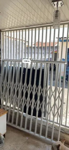 Grade pantográfica 