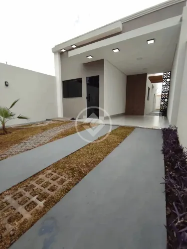 Casa Térrea no bairro Nossa Senhora Aparecida com excelente acabamento e fácil acesso a Fe