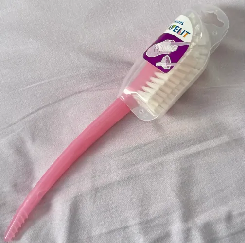 Escova para mamadeira e bicos