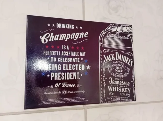 Quadro Metálico Decorativo Jack Daniel's 20x26