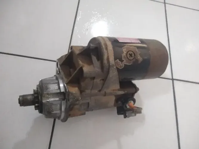 Motor de partida Dodge Ram 2500 Starter 5.9L 03-06