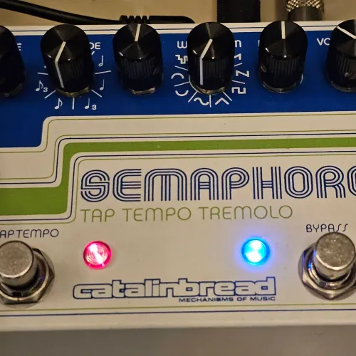 Pedal de tremolo Catalinbread Semaphore