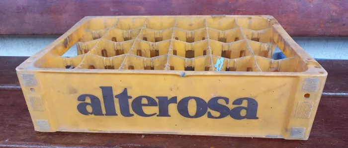 Engradado refrigerante alterosa ano 1977 antigo antiguidade enfeite decoração coleção raro