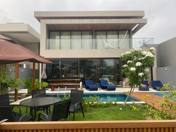 Vendo Linda Casa no Loteamento Arquipélago do Sol no Condomínio Grand Cayman! Tratar com J