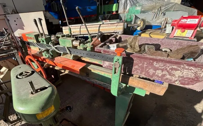 Máquina para marcenaria 