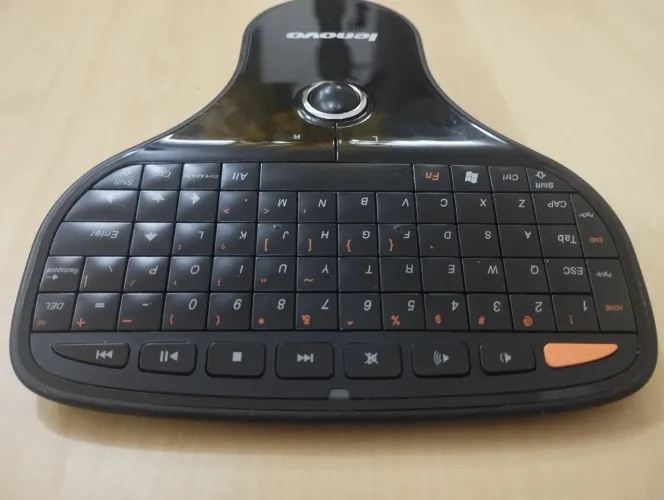 Teclado Lenovo Wireless Compacto