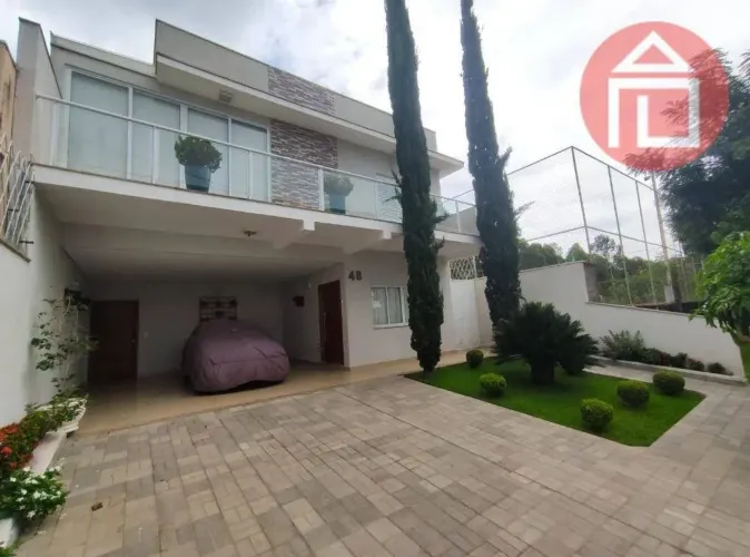 Casa com 3 suítes (sendo 2 máster) à venda, 262 m² por R$ 1.650.000 - Residencial Floresta