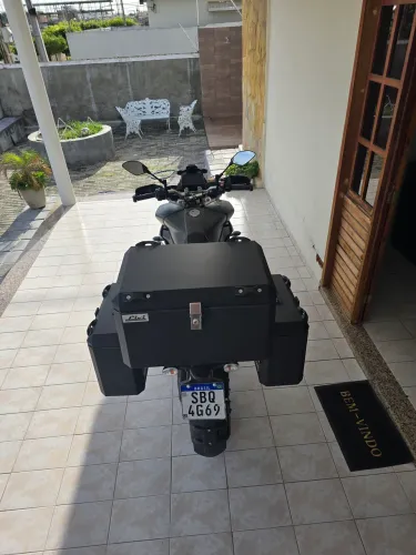 Baú e Malas Laterais Livi para Moto