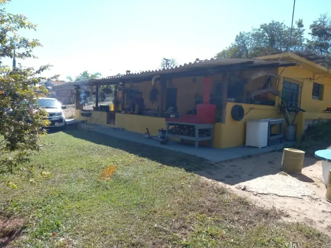 Sítio para Venda em Nova Serrana, Amaral, 3 dormitórios, 2 banheiros