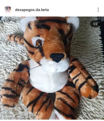 Pelúcia Tigre - em torno de 35cm 